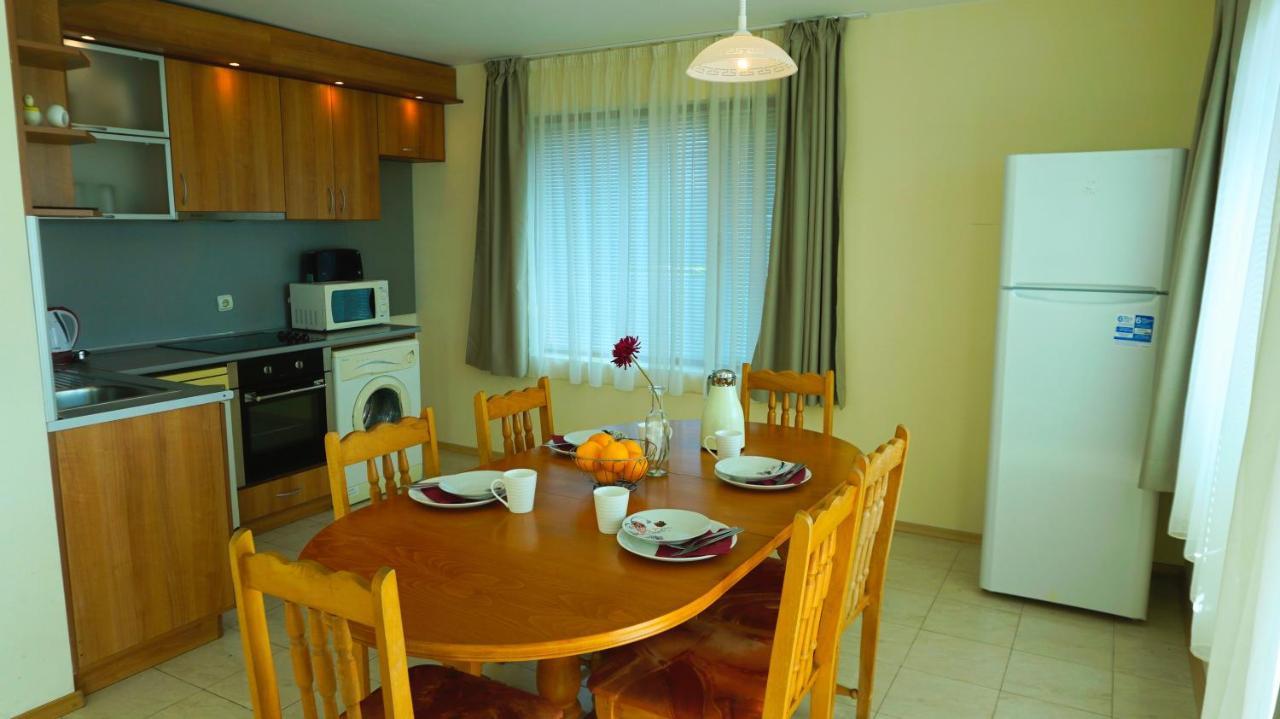 Вила Помело - Family Villa Pomelo Bŭlgarevo エクステリア 写真