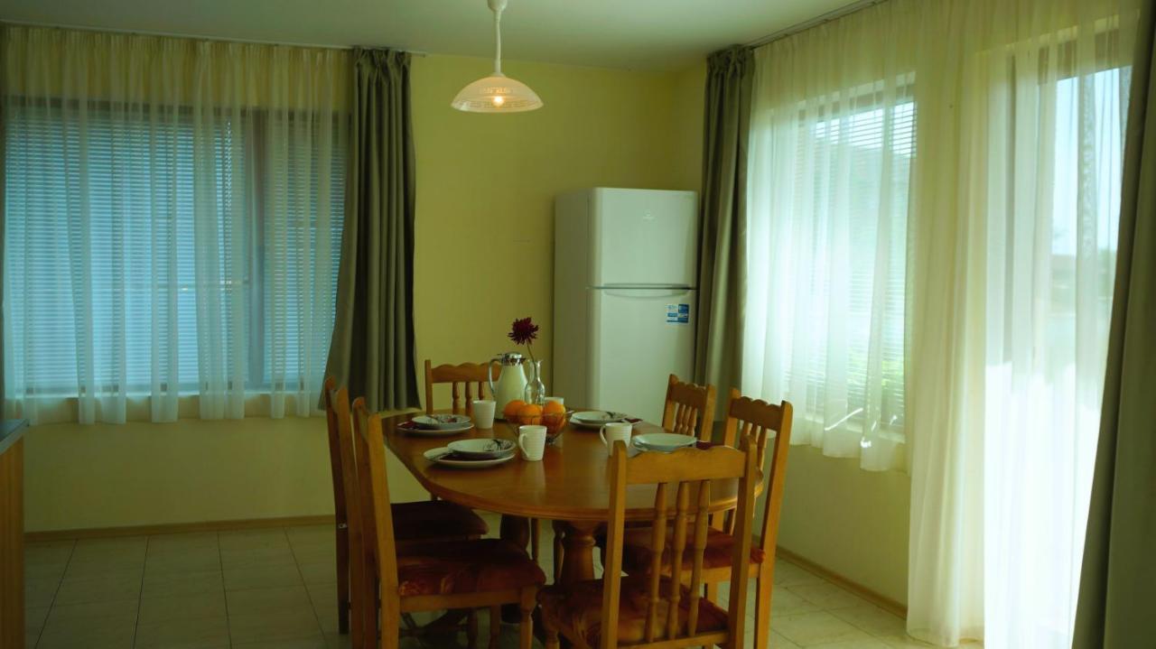 Вила Помело - Family Villa Pomelo Bŭlgarevo エクステリア 写真